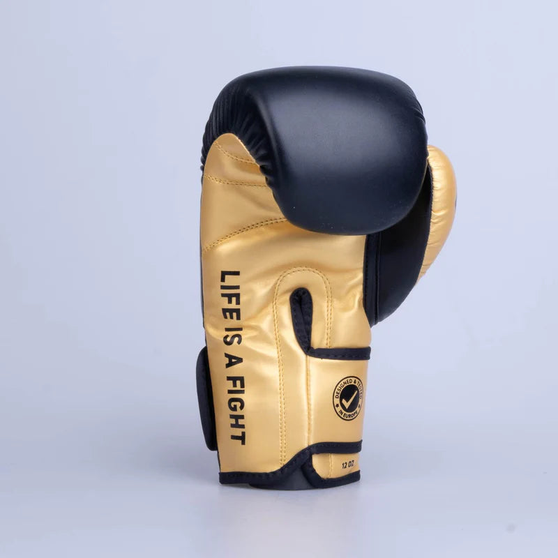 Guantes de boxeo de entrenamiento de PU, color negro y dorado, FBG-TRP-001