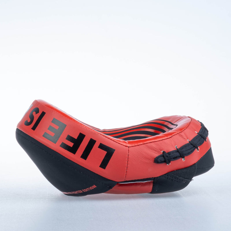 Fighter Oval Shield Pro Small - black/red, FSMPR-002-RB