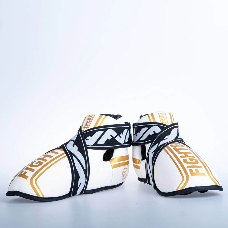 Fighter Foot Gear Stripe - Edición SGP - blanco/dorado