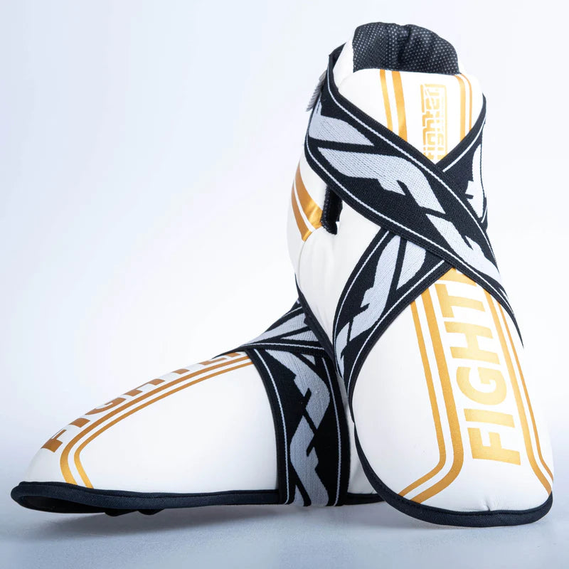 Fighter Foot Gear Stripe - Edición SGP - blanco/dorado