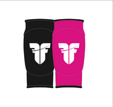 Fighter Elbow Guard Reversible Black/Pink protector