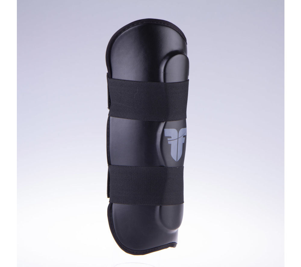 Shin Guard Fighter Ergo - black, FSG 001B