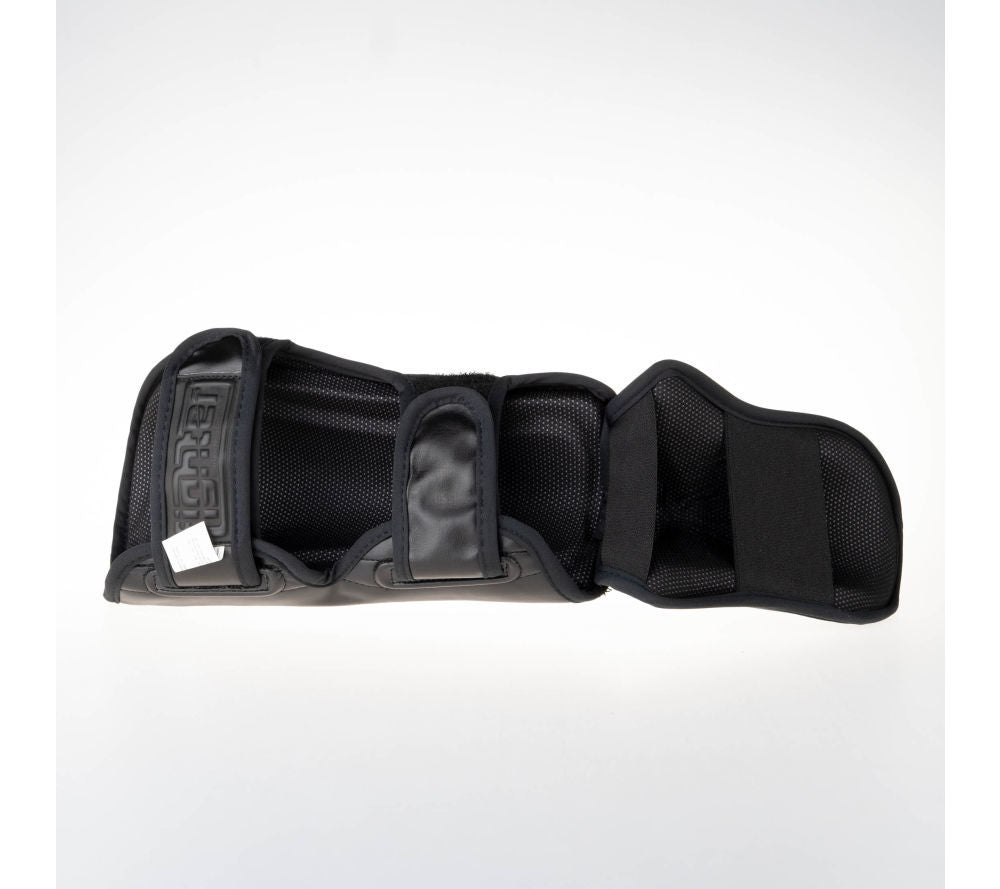 Fighter Shinguards Thai Ergo - black, FSG-004BR