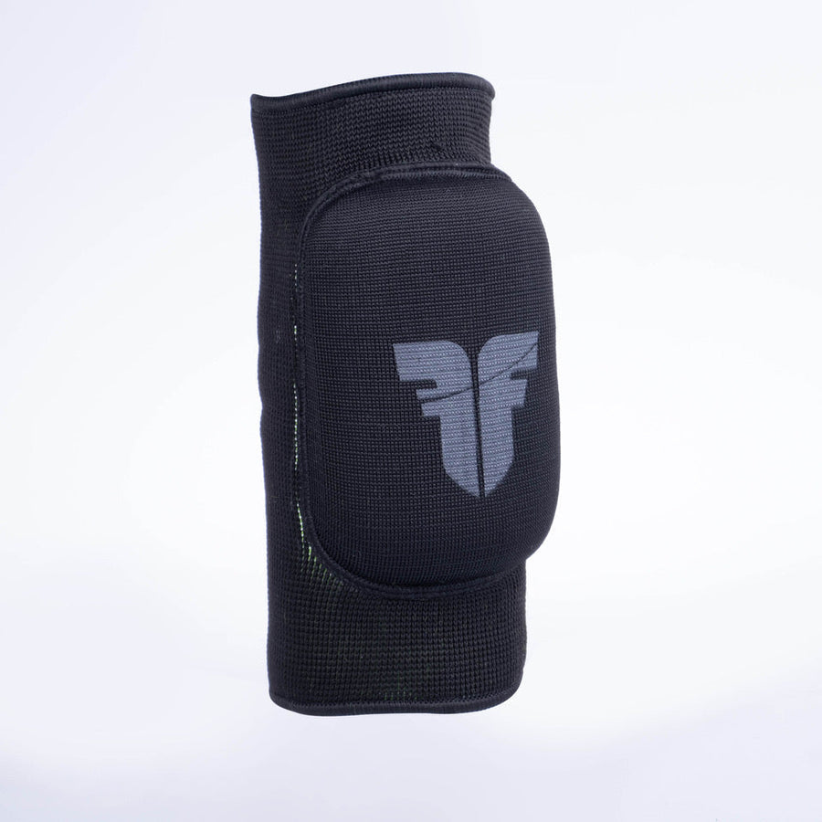 Fighter Elbow Guard Reversible Black/Green protector