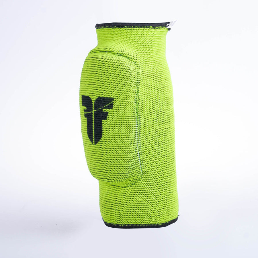 Fighter Elbow Guard Reversible Black/Green protector